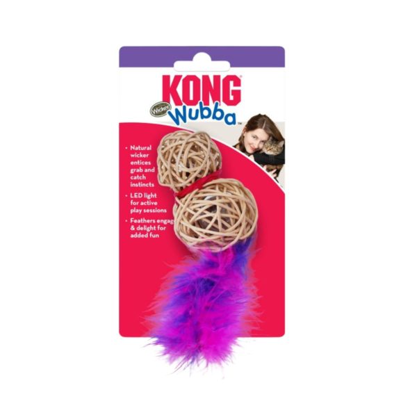 Kong Wubba Wicker jouet en osier pour les chats avec plumes et voyant lumineux